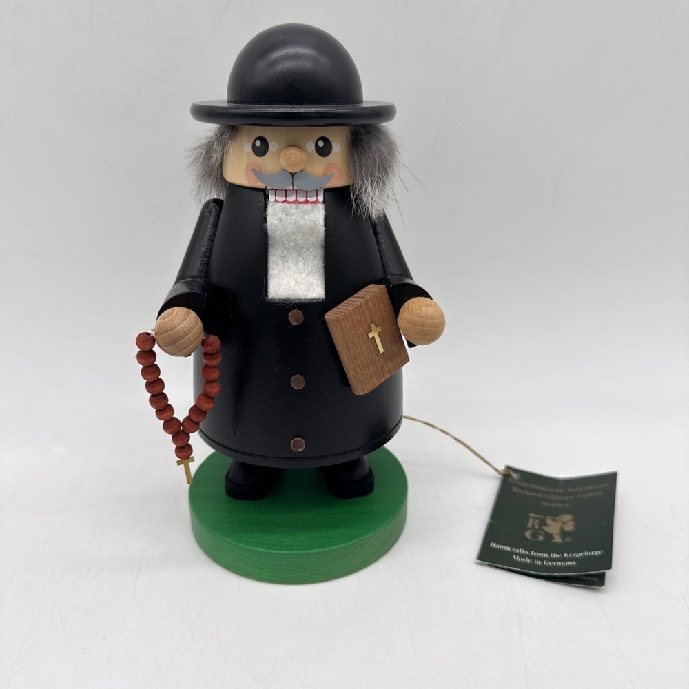 Erzgebirgische Volkskunst Nutcracker Priest ~8" Wooden Richard Glässer Vintage